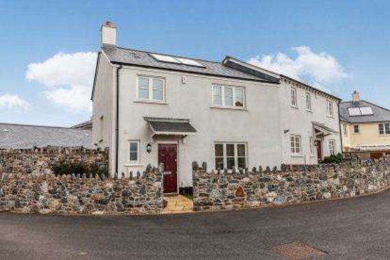 3 Bedroom Semi-Detac...